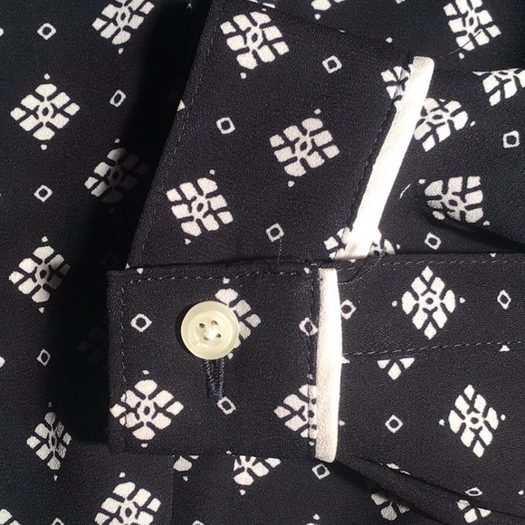 Ann Taylor loft hi low pullover blouse long sleeve black white geo pattern XS - Picture 5 of 6